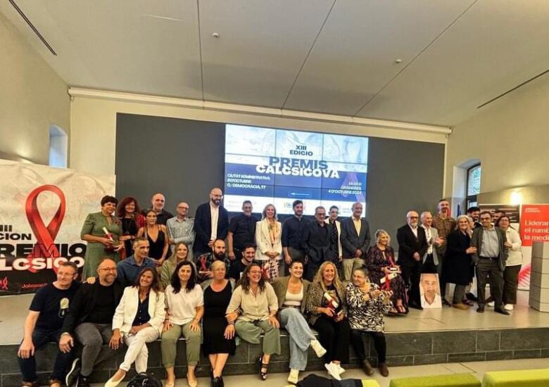 CALCSICOVA celebra la XIII edición de sus premios y reconoce a Pride Positivo y Teatreras
