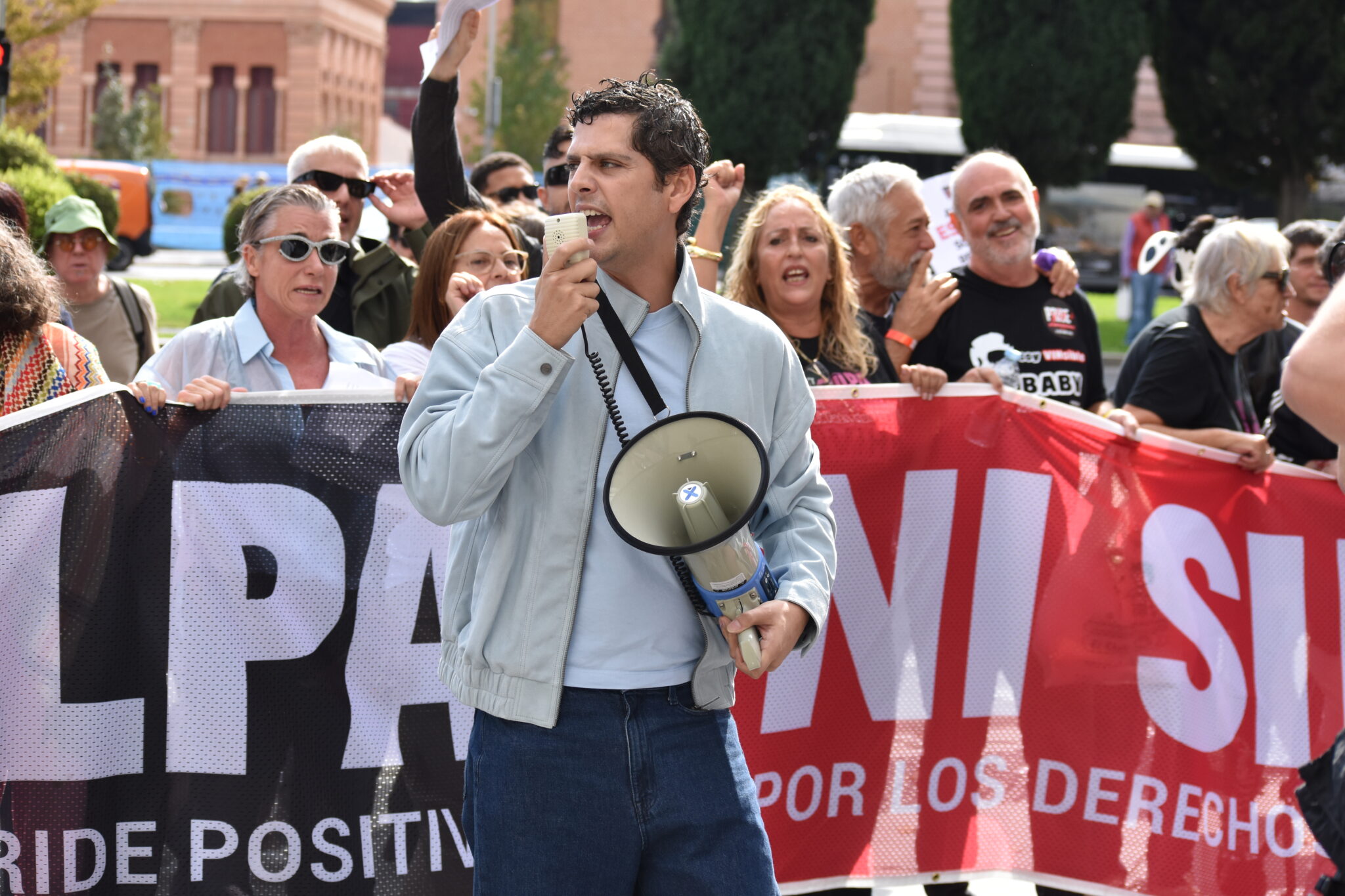 La quinta Marcha Positiva abarrota las calles de Madrid